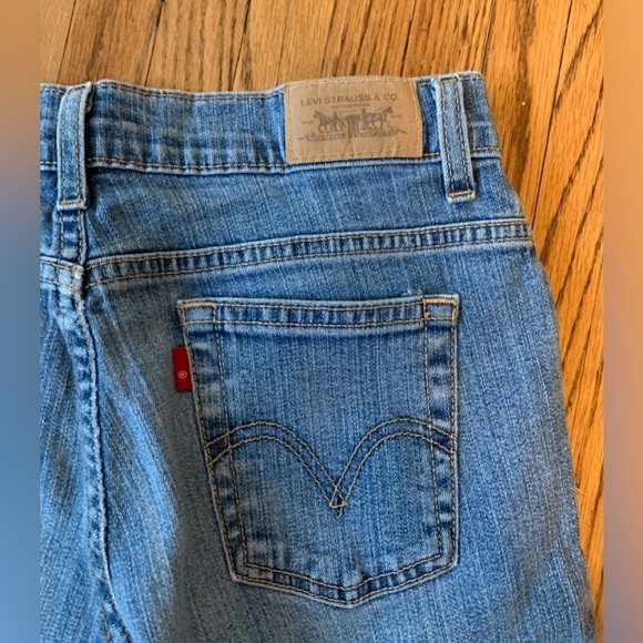 VTG 2000s y2k Levis 550 Relaxed Boot Cut Flare Med Wash Jeans 4 Short Stretch - Picture 8 of 8